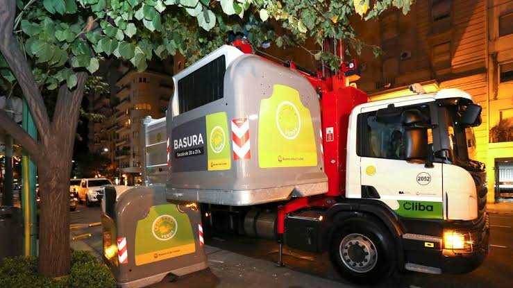 BALVANERA : LIMPIEZA Y RECUPERACIÓN DEL ESPACIO PÚBLICO