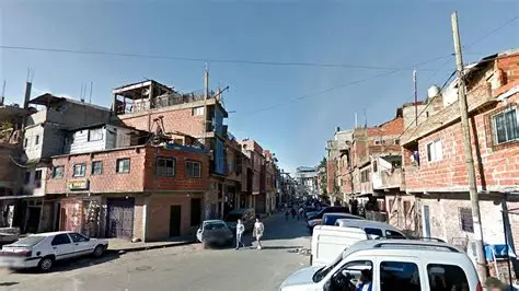 Detuvieron a una mujer con más de seis kilos de cocaína en el barrio Padre Ricciardelli