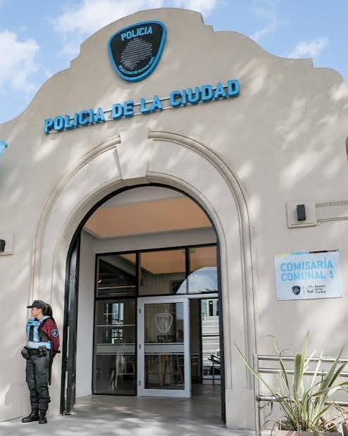 Desalojaron edificio ocupado en Once por riesgo estructural: 39 familias reubicadas