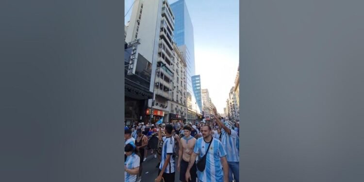 Avenida Corrientes será escenario de una nueva edición de “Modo Hincha en BA” para vivir el Mundial