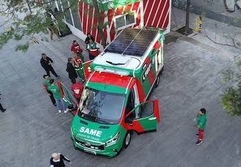 Un hombre sufrió un paro cardiorrespiratorio en plena vía pública y es asistido por el SAME en Núñez.