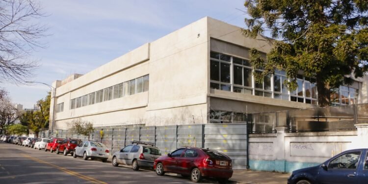 Dos hospitales del sur de la Ciudad avanzan con obras para mejorar la atención de los vecinos