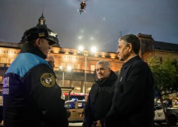 Megaoperativo con 1.100 policías en los grandes centros de trasbordo y en las entradas y salidas de la Ciudad